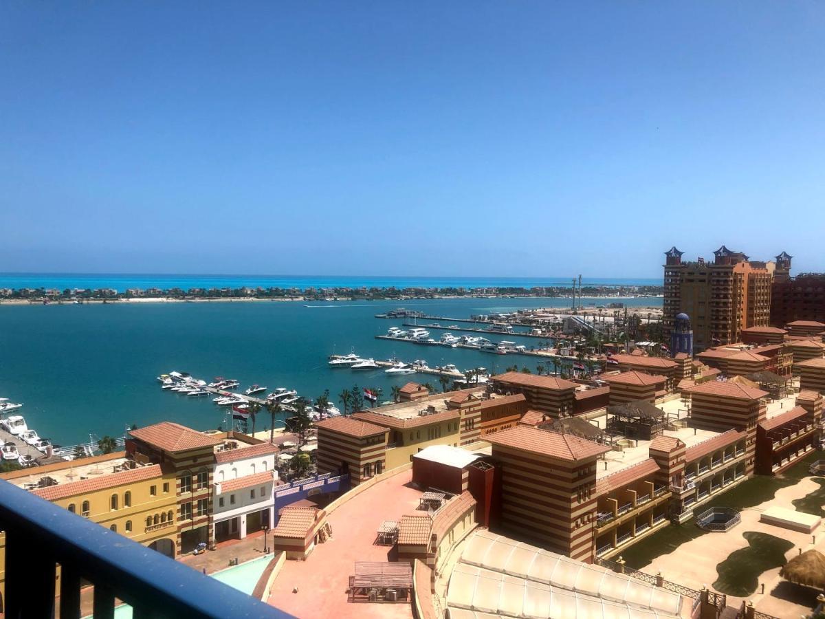 Sea View Apartment In Porto Marina El Alamein Bagian luar foto