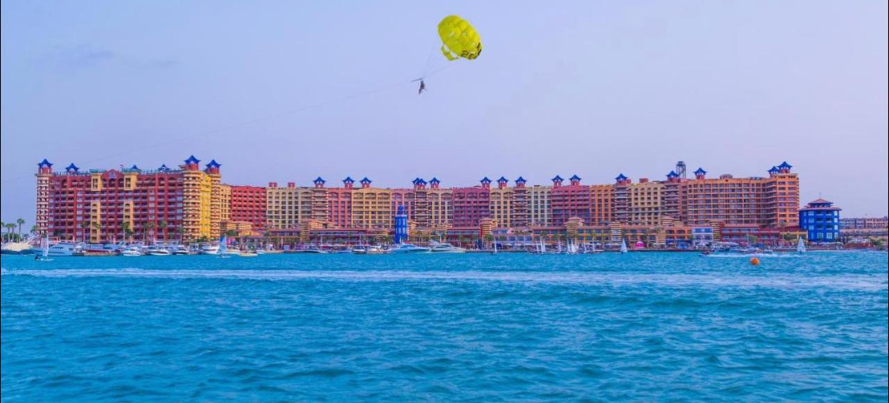 Sea View Apartment In Porto Marina El Alamein Bagian luar foto